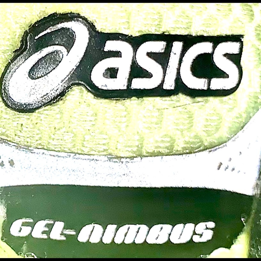 WOMENS ASICS SIZE 7.5